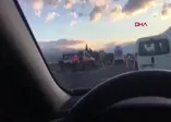 İzmir'de TIR minibüse çarptı! 12 yaralı var