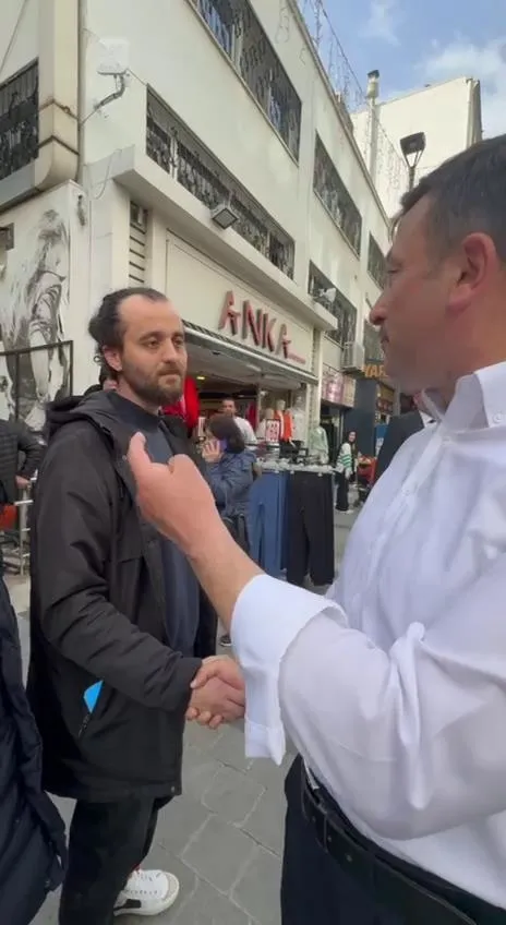 TKP'li bir genç İzmir'de Cumhur İttifakı'nın İzmir Büyükşehir Belediye Başkan adayı Hamza Dağ’a oy vereceğini açıkladı: İlk defa AK Parti'ye-3