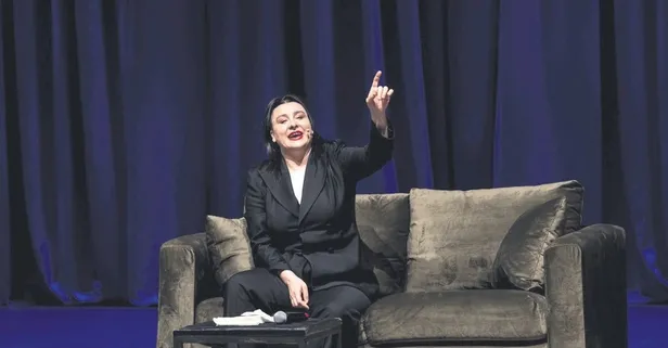 Yasemin Sakallıoğlu Ankara’da sahne aldı: “Doğru Koca Nasıl Seçilir?” gösterisi büyük ilgi gördü