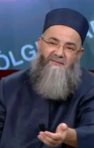 Cübbeli Ahmet'ten imam hatip düşmanlığı: CHP, HDP ve FETÖ ile ağız birliği yaptı! ÖNDER'den açıklama geldi: Suni tartışmanın tarafı olmayacağız