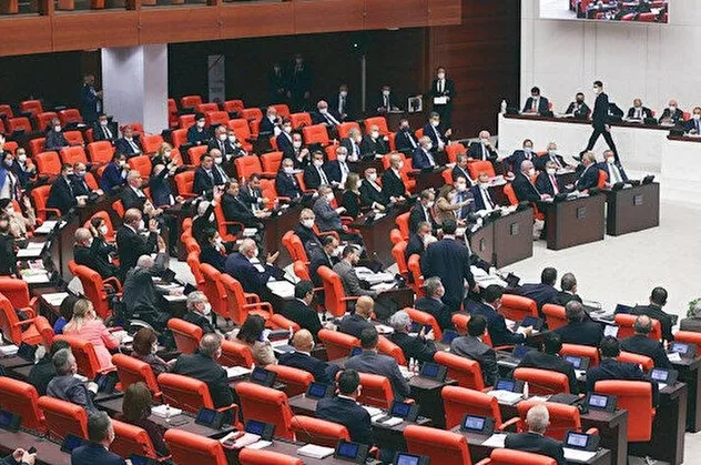 CHP, "Kürdistan'a özgürlük" provokasyonu yapan HDP'li Nusrettin Maçin'i korudu