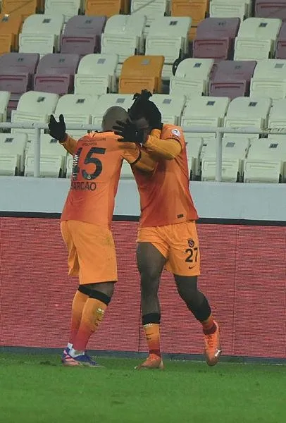 galatasaray-teknik-direktoru-fatih-terimden-yeni-malatyaspor-macinin-ardindan-flas-sozler-kontratim-bitiyor-1610491926892.jpeg Galatasaray Teknik Direktörü Fatih Terim'den Yeni Malatyaspor maçının ardından flaş sözler: Kontratım bitiyor...-3