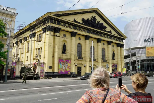 Rusya karıştı! Wagner'den kalkışma! Kare kare tarihe geçecek görüntüler... - 13