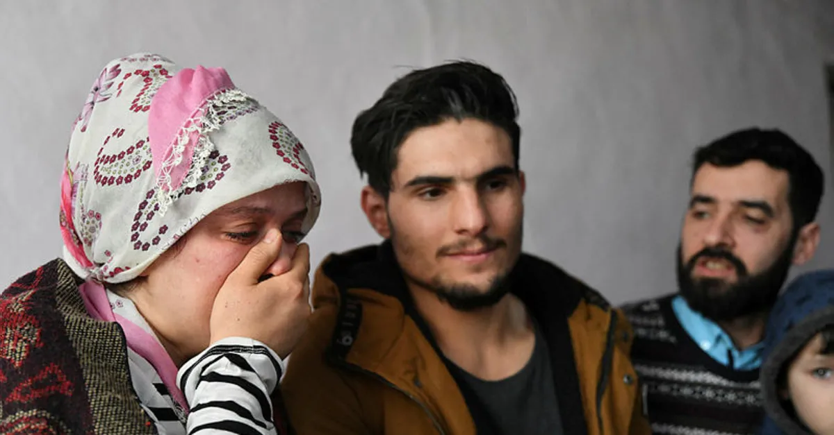 Elazığ depremi: Suriyeli genç enkazdan kurtardığı çiftle böyle buluştu