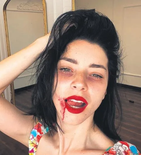 Sevilen popçu Hadise, önceki gün Silivri'de konser verdi-6