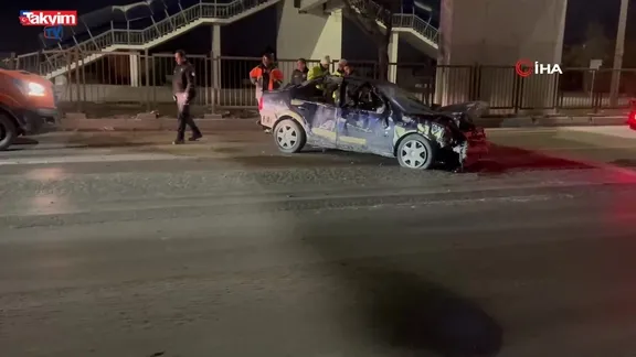 Eskişehir Şarhöyük’te ehliyetsiz sürücü kazası: Korkulukları parçalayıp takla attı: 1 ağır yaralı!