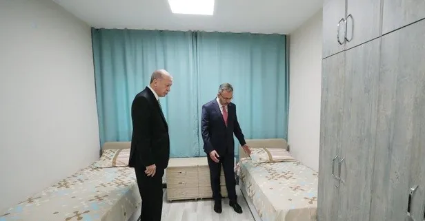 Başkan Recep Tayyip Erdoğan Ankara'da açılışını yaptığı Gençlik ve Spor Bakanlığı yurtlarını gezdi