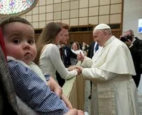 Papa Franciscus’tan Katoliklere azalan nüfus tepkisi