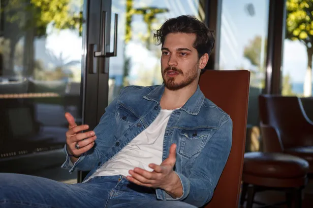 firtina-gibi-donus-yapacak-hayranlari-bunu-bekliyor-sayili-gun-kaldi-unlu-oyuncu-yeni-sezonda-1607180516198.jpg Fırtına gibi dönüş yapacak hayranları bunu bekliyor! Sayılı gün kaldı! Ünlü oyuncu yeni sezonda...-4