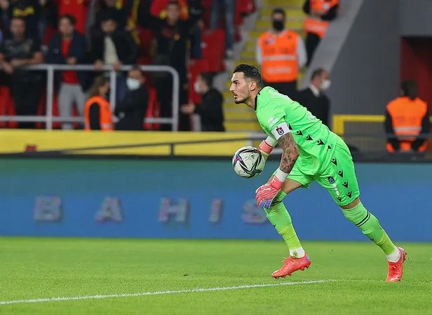 Trabzonspor’un 1 numarası Uğurcan Çakır yüzde 81’lik kurtarış ortalamasıyla Avrupa'nın zirvesinde-5
