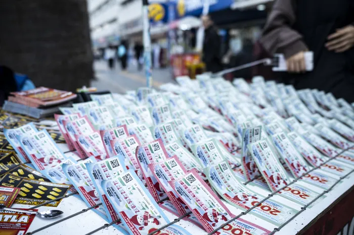 milli-piyango-sahte-bilet-sorgulama-ekrani-2024-sahte-bilet-nasil-anlasilir-damgasiz-muhursuz-bilet-sahte-midi-1704028461835.jpg Sahte bilet nasıl anlaşılır? Milli Piyango sahte bilet sorgulama ekranı 2024: Damgasız, mühürsüz bilet sahte midir?-5