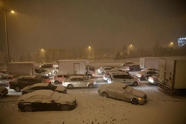 CHP'li İBB İstanbulluya kabusu yaşatırken onlar alay ediyor! CHP'li İbrahim Can Kıran, Ekrem İmamoğlu'na teşekkür etti-2