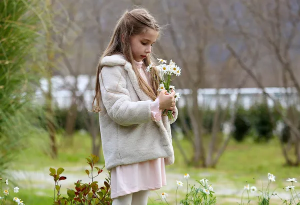 elif-firata-gercekleri-anlatabilecek-mi-bir-kucuk-gun-isiginin-27-bolumune-dair-ipuclari-ortaya-cikti-1679676811292.jpg Elif, Fırat’a gerçekleri anlatabilecek mi? Bir Küçük Gün Işığı’nın 27. bölümüne dair ipuçları ortaya çıktı!-9