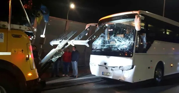 Haliç Köprüsü’nde zincirleme kaza! 3 otobüs çarpıştı