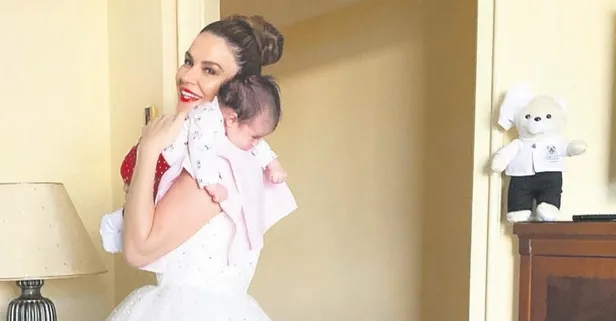 Tülin Şahin'e annelik çok yakıştı