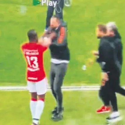 Valencia yumruk yumruğa