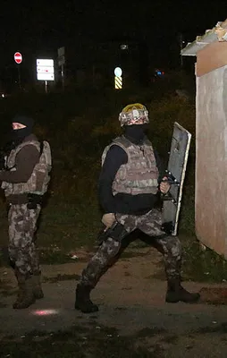 İstanbul'da şafak operasyonu