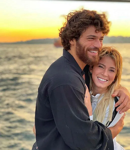 can-yamanin-italyada-ask-sovu-suruyor-diletta-leotta-ile-ayrildigi-konusulan-oyuncu-o-isimle-yakinlasti-1633382313211.jpg Can Yaman’ın İtalya’da aşk şovu sürüyor! Diletta Leotta ile ayrıldığı konuşulan oyuncu o isimle yakınlaştı-4