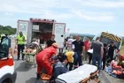 Edirne'de feci kaza! Yolcu minibüsü sıvı yağ yüklü tankere çarptı:16 yaralı