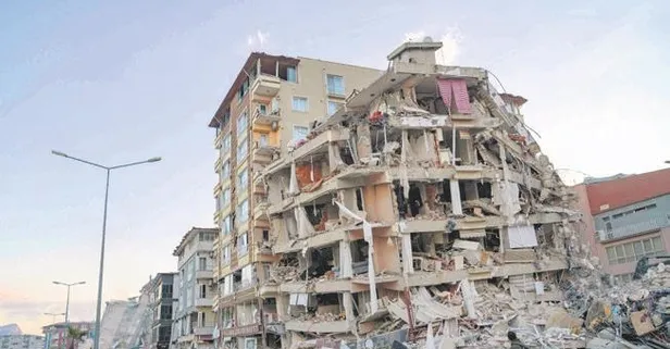 Yıkılmadı ayağa kalktı! Asrın felaketinde 84 saat enkaz altında kalmıştı: Hayata yeniden tutundu!