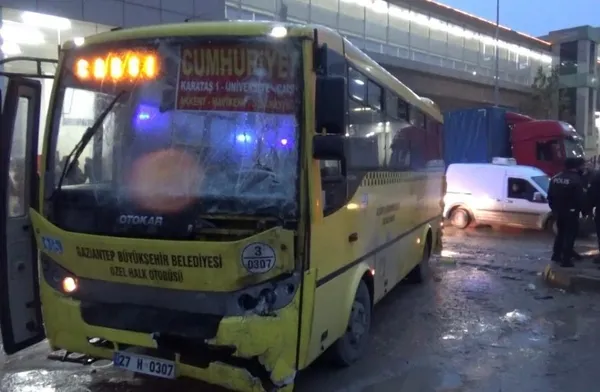 gaziantepte-tirin-carptigi-halk-otobusu-baska-bir-halk-otobusune-carpti-17-yarali-1671033252269.jpeg Gaziantep'te tırın çarptığı halk otobüsü başka bir halk otobüsüne çarptı: 17 yaralı-3