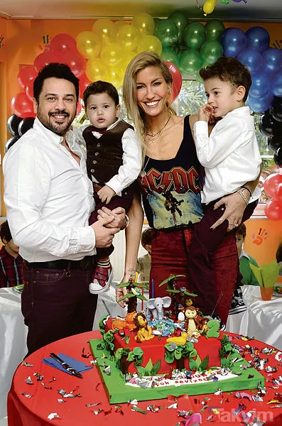 Çağla Şıkel bir şeyler deniyor "Seçim benim dikkatimi hangisine vereceğim?" Kendini koskocaman bir varilin içine sokan Çağla... - 2