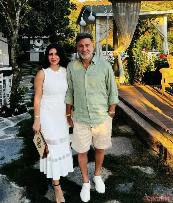 İzzet Yıldızhan ve 23 yıllık eşinden el ele aşk pozu! Bir dönem sır gibi saklıyordu! "Maşallah eşiniz çok güzel..." - 7