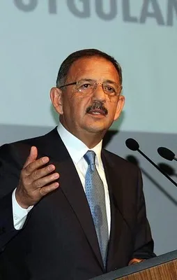 Bakan Özhaseki: FETÖ'den bin 142 parsel kurtardık