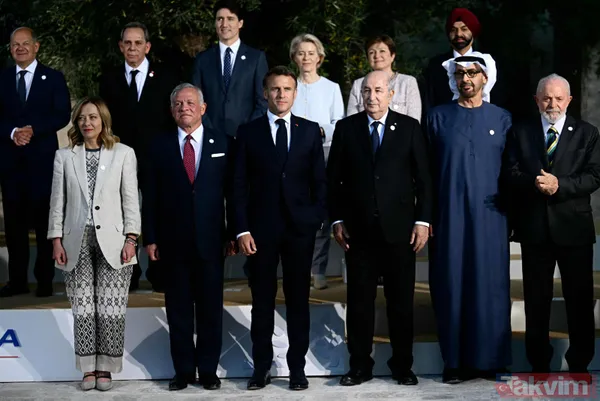 Başkan Recep Tayyip Erdoğan, G7 zirvesinde aile fotoğrafı çekimine katıldı! Papa Francis ile ayaküstü dikkat çeken sohbet - 15