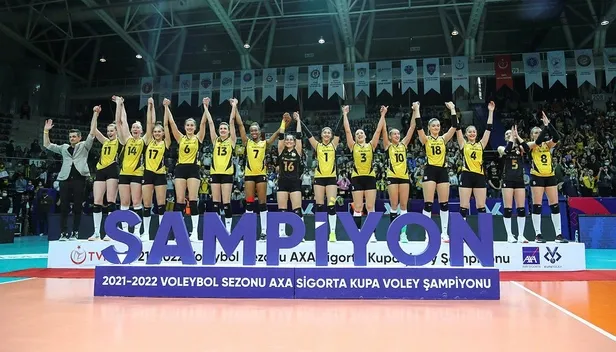 kupa-voley-kadinlarda-fenerbahceyi-maglup-eden-vakifbank-sampiyon-oldu-1650221621978.jpeg Kupa Voley Kadınlar'da Fenerbahçe'yi mağlup eden VakıfBank şampiyon oldu!-1