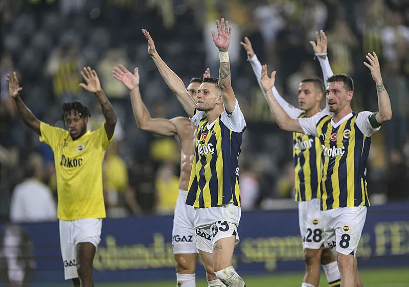 FENERBAHÇE TRANSFER HABERLERİ | Fenerbahçe'de ayrılık! Rekor bonservisle gidiyor - 5