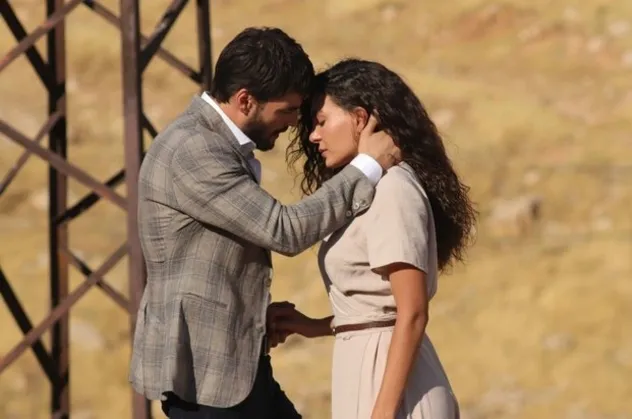 Hercai 13. bölümde Miran ve Azat'ın kavgası ortalığı karıştırıyor!