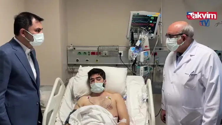Murat Kurum, Fatih Camii’nde bıçaklı saldırıda yaralanan hafızlık öğrencisi Bilal Erdem'i hastanede ziyaret etti