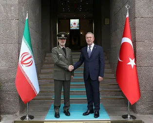 Bakan Akardan kritik görüşme