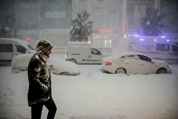 istanbulda-yarin-kresler-ve-anaokullari-tatil-mi-25-ocak-2022-sali-kresler-ve-bakimevleri-tatil-mi-edildi-1643055292489.jpg 25 Ocak 2022 Salı kreşler ve bakımevleri tatil mi edildi? İstanbul'da bugün kreşler ve anaokulları tatil mi?-2