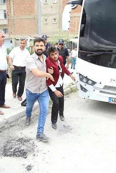 Elbistan'da Akşener'e tepki gösteren kişi darbedildi-1