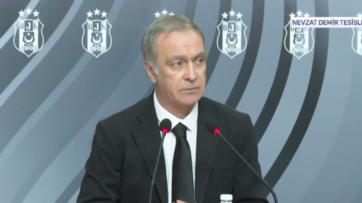 Beşiktaş Futbol Direktörü Önder Özen'den Mohamed Salah açıklaması: ''Şimdilik masadan kalkıldı''