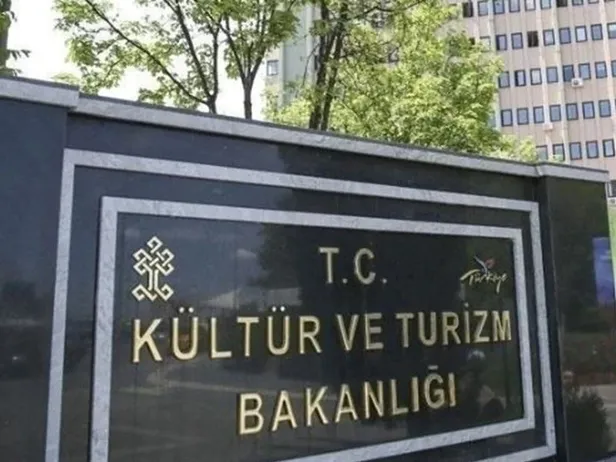 kultur-ve-turizm-bakanligi-personel-alimi-2022-kpss-puanina-bakilacak-adaylarda-hangi-sartlar-araniyor-1687299471190.jpeg