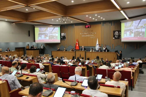 CHP'li İzmir Büyükşehir Belediyesi'nden skandal kentsel dönüşüm projesi: İnşaat mühürlendi! Tüm bloklar denetlenecek-9