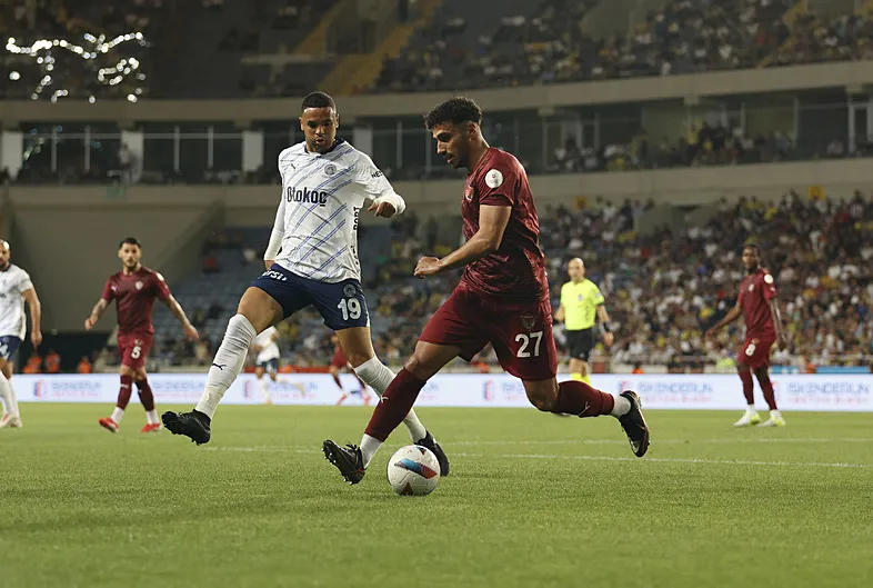 Kanarya Mersin’de dağıldı!