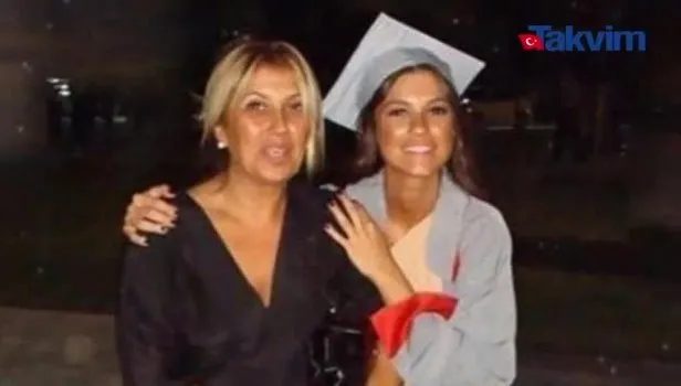Güzel oyuncu Yüsra Geyik’in annesini görenler inanamadı! Annesinin güzelliği ve genç görüntüsü herkesi kendisine hayran bıraktı