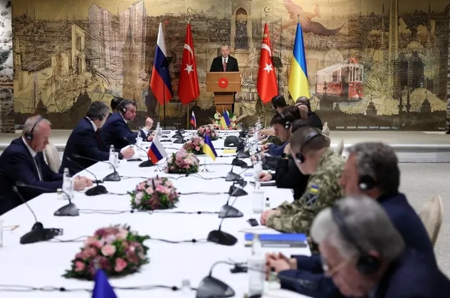 İtalyan Bakan Maio'dan Ukrayna - Rusya savaşıyla ilgili dikkat çeken sözler! Barış için çare Türkiye