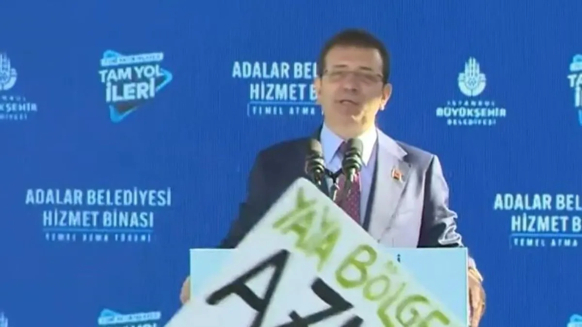 Ekrem İmamoğlu kendisini protesto eden vatandaşla dalga geçti: Sesin çok detone | Nedir bu azmanbüs meselesi?
