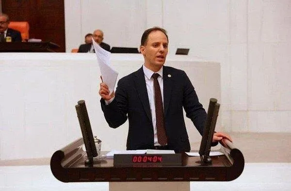 CHP Zonguldak milletvekili Deniz Yavuzyılmaz diş hekimi kuzenini danışman gösterip maaşını kendisi aldı!-3