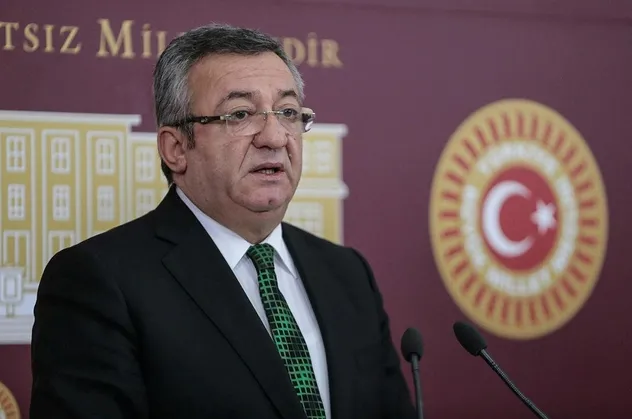 AYM müptelası CHP bu kez baro düzenlemesini AYM'ye götürdü