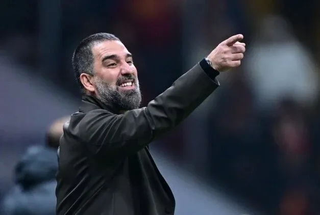 Arda Turan Eyüpspor’dan ayrıldı!