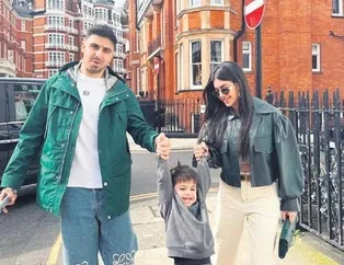 Tarzıyla sınıfta kaldı!