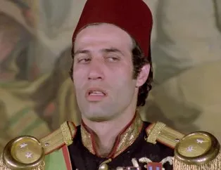 Kemal Sunal’ın Tosun Paşa filmindeki gerçek Tosun Paşa bakın kimmiş! İşte en iyi Kemal Sunal filmlerindeki hatalar