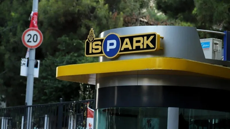 isparka-115e-varan-zam-chpli-uyelerin-oylariyla-kabul-edildi-iste-yeni-ucretlerin-yururluge-girecegi-tarih-1734028319465.jpeg İSPARK ücretlerine yüzde 115 zam! (Takvim.com.tr foto arşiv)