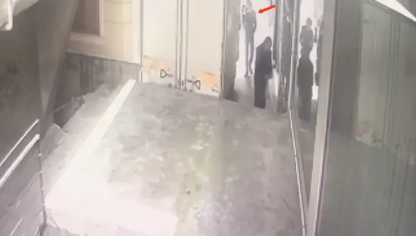 son-dakika-deasin-ust-duzey-sorumlusu-abu-zeyd-kod-adli-bashar-hattab-ghazal-al-sumaidai-istanbulda-yakalandi-1663057946500.jpg SON DAKİKA: DEAŞ'ın üst düzey sorumlusu 'Abu Zeyd' kod adlı Bashar Hattab Ghazal Al Sumaidai İstanbul'da yakalandı! İşte böyle takip edildi-5